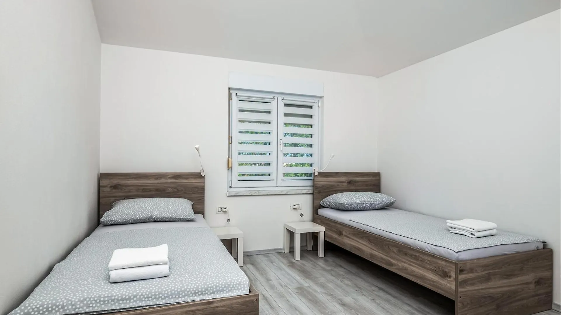 Beautiful Apartment In Valbandom With Wifi Valbandon