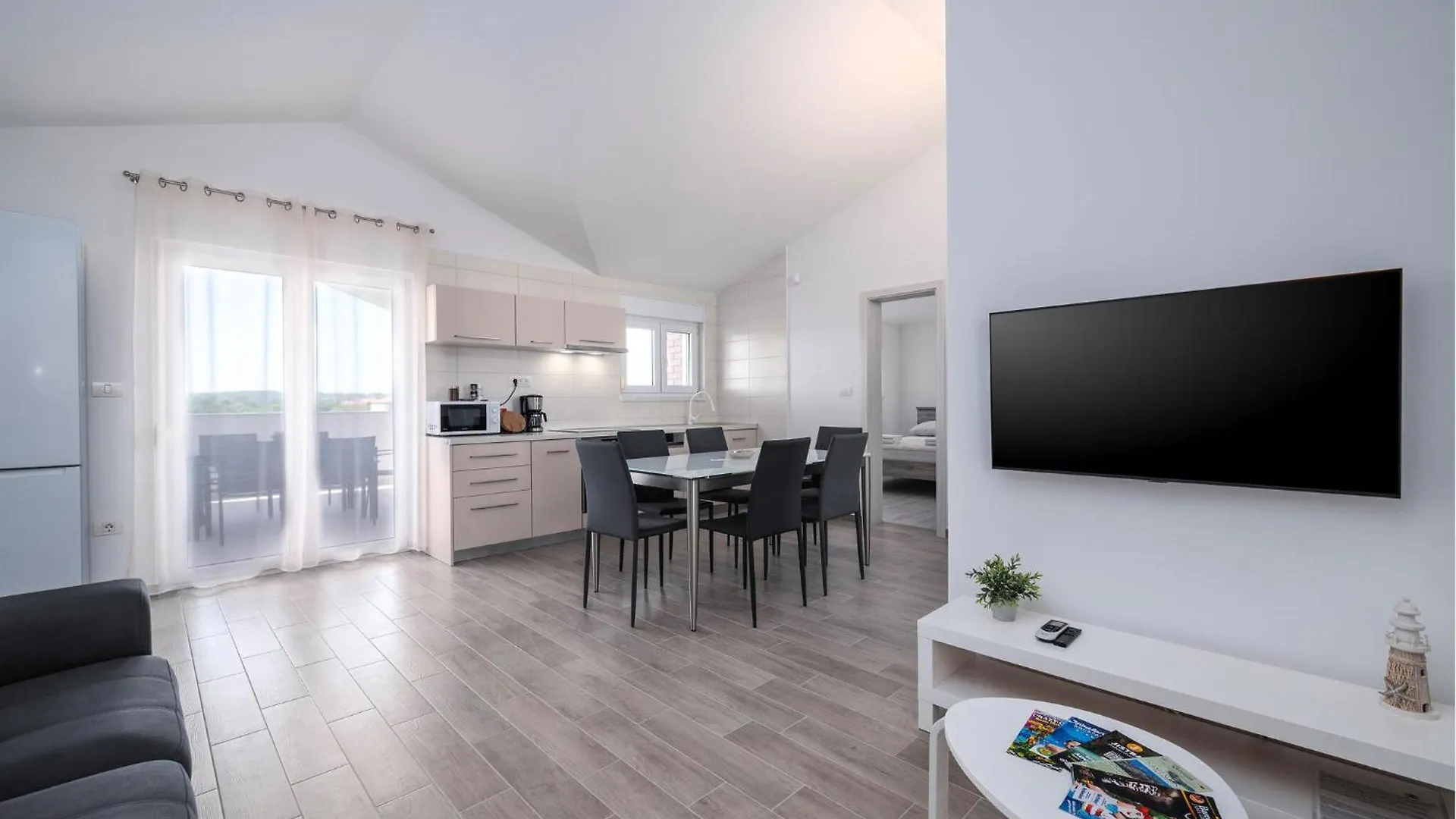 Beautiful Apartment In Valbandom With Wifi Valbandon 0*,