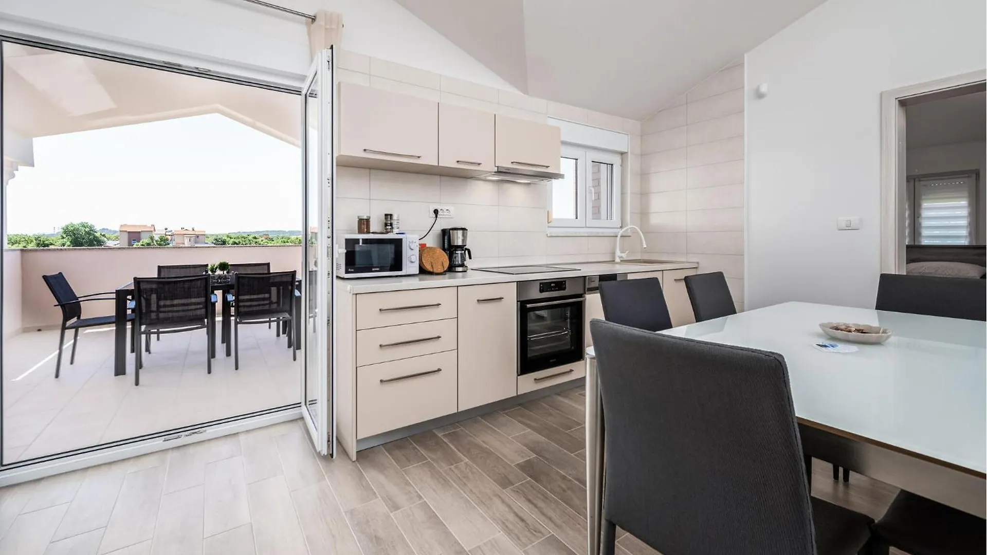 Beautiful Apartment In Valbandom With Wifi Valbandon